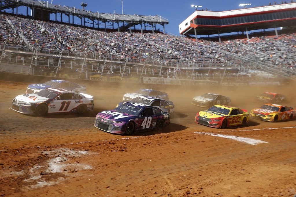 NASCAR: 2022 Food City Dirt Race. How to watch, Preview and Odds for the race | April 18